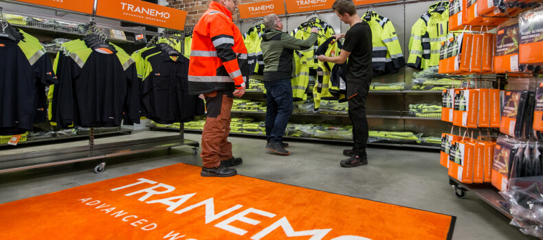 Sähkö ja palosuojatut vaatteet Sähkö ja palosuojatut vaatteet